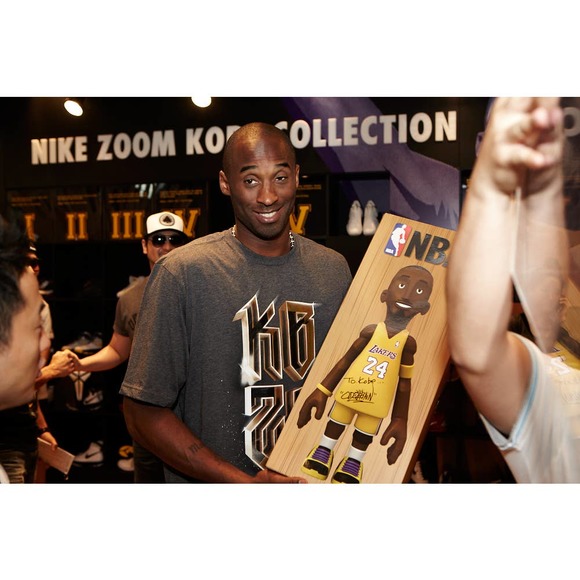 Mindstyle x Coolrain NBA Collectors Series 1 Sealed Rare - Picture 3 of 9